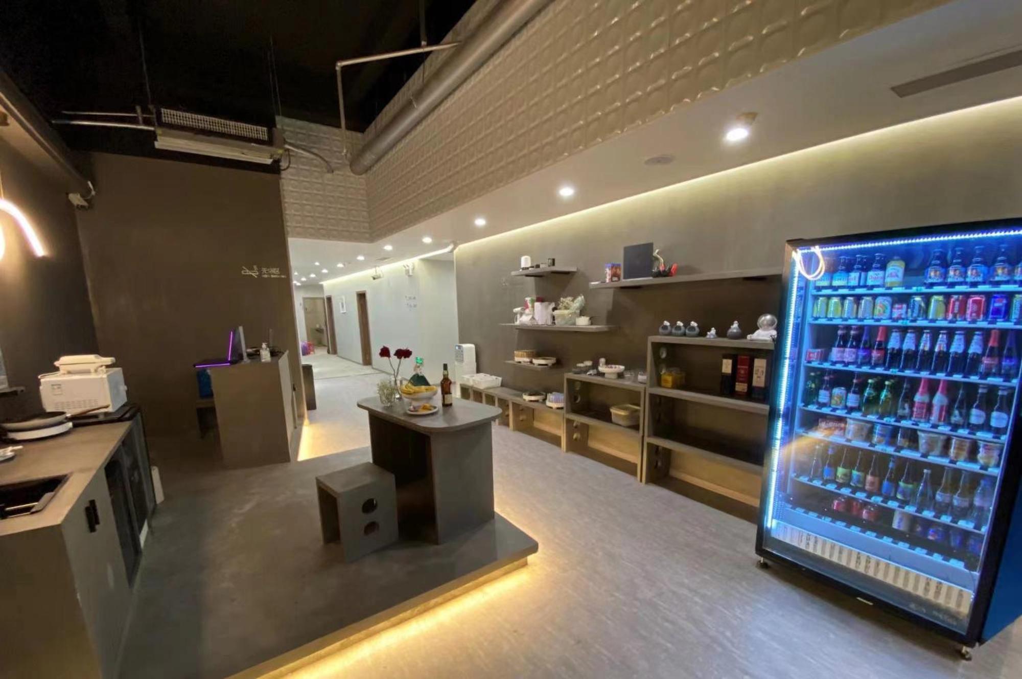 Puzzle Hotel Guangzhou Fenghuang New Village Subway Station Экстерьер фото